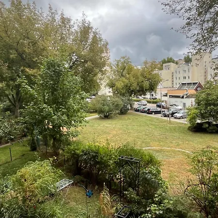 Appartement Apartament- Metro Trocka