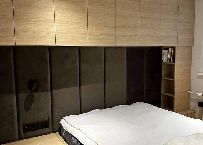 Apartament- Metro Trocka